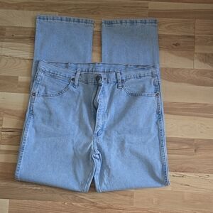 Wrangler Light Wash Straight Leg Jeans Men’s 35x32 Classic Western Denim